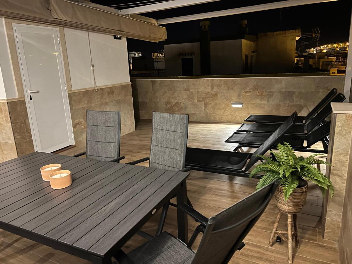 Luxury 190M2 Amplio Apartamento Moderno Con Terraza En La Azotea De 50M2 Junto A La Playa, En El Centro De Torre Del Mar, Malaga, Modern Large Apartment With 50M2 Roof Terrace By The Beach, Right In The Center Of Torre Del Mar, Malaga Exterior foto
