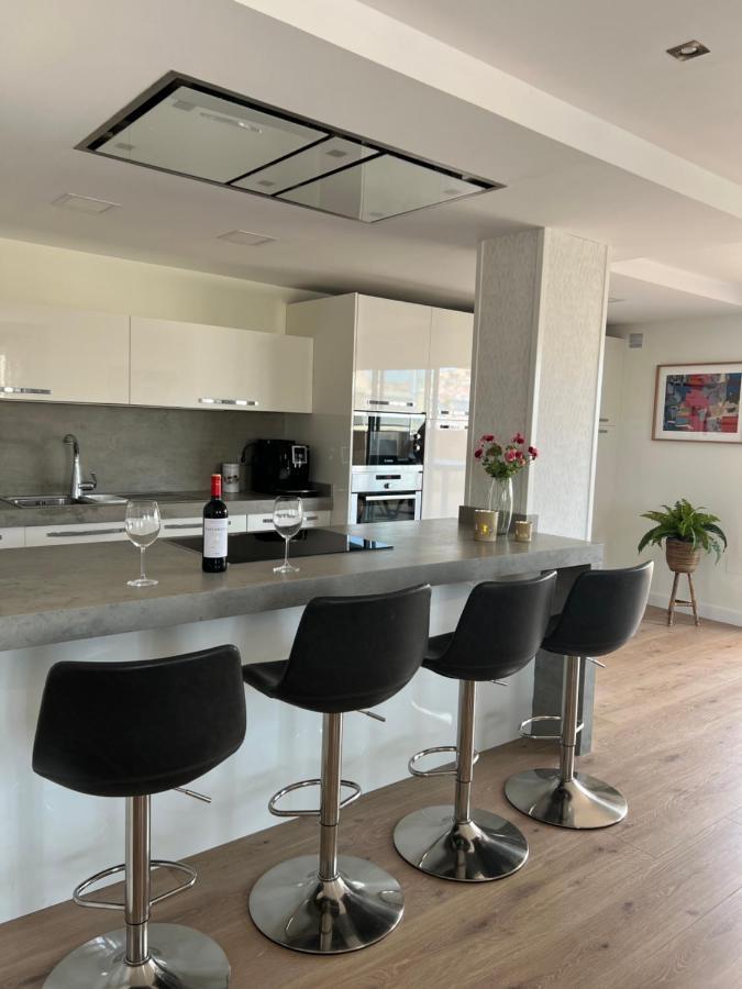 Luxury 190M2 Amplio Apartamento Moderno Con Terraza En La Azotea De 50M2 Junto A La Playa, En El Centro De Torre Del Mar, Malaga, Modern Large Apartment With 50M2 Roof Terrace By The Beach, Right In The Center Of Torre Del Mar, Malaga Exterior foto