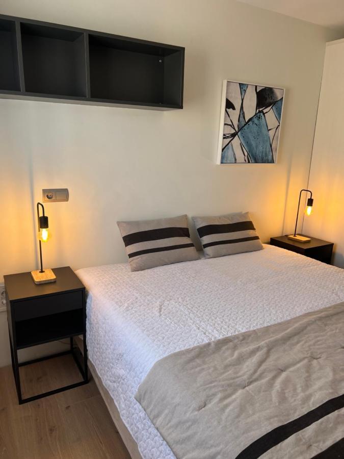 Luxury 190M2 Amplio Apartamento Moderno Con Terraza En La Azotea De 50M2 Junto A La Playa, En El Centro De Torre Del Mar, Malaga, Modern Large Apartment With 50M2 Roof Terrace By The Beach, Right In The Center Of Torre Del Mar, Malaga Exterior foto